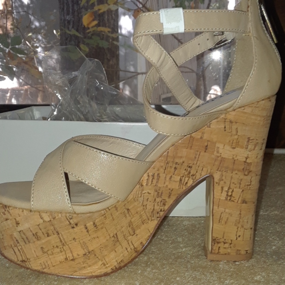 Plateform Heels - image 1